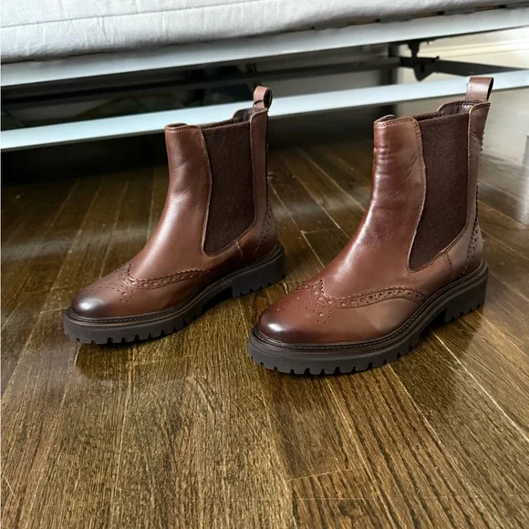 Brown Italian leather Chelsea boots - Picture 3 of 4